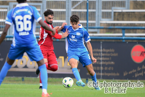 Yasin Dag (l. Ludwigsfelde), Yassin Boulehris (r. RSV),  Ludwigsfelder FC - RSV Eintracht 1949, Landespokal 2, Runde, Saison 26/27, Fussball, 05.09.2026, Ludwigsfelde, Foto: Benjamin Feller
