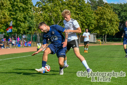Sascha Mett (l. Hennigsdorf), Jan Alexander Weber (r. Fortuna), Fortuna Babelsberg - FC 98 Hennigsdorf, Landesliga, 2. Spieltag, Saison 26/27, Fussball, 12.09.2026, Potsdam, Foto: Benjamin Feller