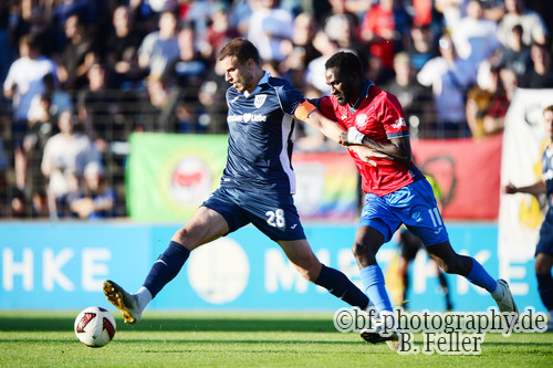 Laurin Von Piechowski (l. Babelsberg), Isma Baraze Adam (r. RSV), SV Babelsberg 03 - RSV Eintracht 1949, Regionalliga Nordost, 5. Spieltag, Saison 26/27, Fussball, 14.08.2026, Potsdam, Foto: Benjamin Feller