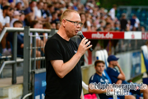 Thomas Hintze (Stadionsprecher Babelsberg), Babelsberg 03 - RSV Eintracht 1949, Regionalliga Nordost, 5. Spieltag, Saison 26/27, Fussball, 14.08.2026, Potsdam, Foto: Benjamin Feller Thomas Hintze (Stadionsprecher Babelsberg), Babelsberg 03 - RSV Eintracht 1949, Regionalliga Nordost, 5. Spieltag, Saison 26/27, Fussball, 14.08.2026, Potsdam, Foto: Benjamin Feller