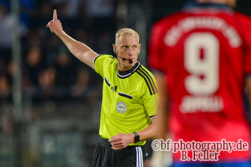 Jens Klemm (Schiedsrichter), Babelsberg 03 - RSV Eintracht 1949, Regionalliga Nordost, 5. Spieltag, Saison 26/27, Fussball, 14.08.2026, Potsdam, Foto: Benjamin Feller