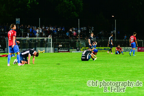 Spieler sind nach dem Spiel fix und fertig, Babelsberg 03 - RSV Eintracht 1949, Regionalliga Nordost, 5. Spieltag, Saison 26/27, Fussball, 14.08.2026, Potsdam, Foto: Benjamin Feller