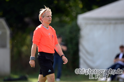 Tobias Schr&ouml;der (Schiesdrichter), SG Gruen Weiss Golm - SG Saarmund, 1. Spieltag, Landesklasse West, Saison 26/27, Fussball, 29.08.2026, Golm, Foto: Benjamin Feller