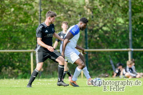 Bennett Runge (l. Geltow), Stefan Rackwitz (r. Berge), SG Geltow - SV Germania Berge, Kreisoberliga, 25. Spieltag, Saison 25/26, 03.05.2026, Fussball, Geltow, Foto: Benjamin Feller