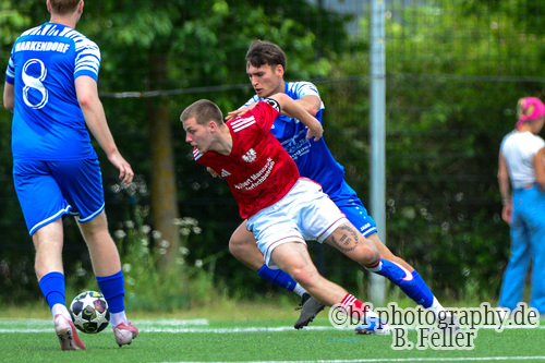 Johannes Pollok (l. Teltow), Ole Achtenberg (r. Markendorf), Teltower FV - SV Blau Weiss Markendorf, Landesklasse Ost, 29. Spieltag, 06.06.2026, Fussball, Teltow, Foto: Benjamin Feller Johannes Pollok (l. Teltow), Ole Achtenberg (r. Markendorf), Teltower FV - SV Blau Weiss Markendorf, Landesklasse Ost, 29. Spieltag, 06.06.2026, Fussball, Teltow, Foto: Benjamin Feller