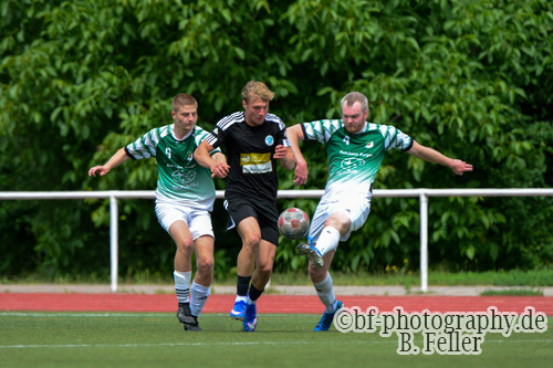 Oliver Zelenko (l. Golm), Lennart Claussen (m. Teltow), Ben Fredrich (r. Golm), United Teltow - Grün Weiß Golm II, Kreisliga B, 29. Spieltag, 07.06.2026, Fussball, Teltow, Foto: Benjamin Feller Oliver Zelenko (l. Golm), Lennart Claussen (m. Teltow), Ben Fredrich (r. Golm), United Teltow - Grün Weiß Golm II, Kreisliga B, 29. Spieltag, 07.06.2026, Fussball, Teltow, Foto: Benjamin Feller