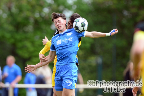 Eni Jupolli (l. RSV), Eric Tavares Ganime Bastos (r. Plauen), RSV Eintracht 1949 - VFC Plauen, 28. Spieltag, Oberliga S&uuml;d, Saison 25/26, Fussball, 09.05.2026, Stahnsdorf, Foto: Benjamin Feller
