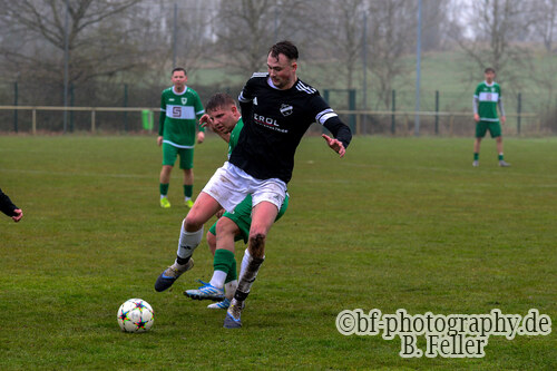 Marek Hagenah (l. Dallgow), Richard Schreiber (r. Geltow),  SG Geltow - SV Dallgow 47, Kreisoberliga, 22. Spieltag, Saison 25/26, 12.04.2026, Fussball, Geltow, Foto: Benjamin Feller