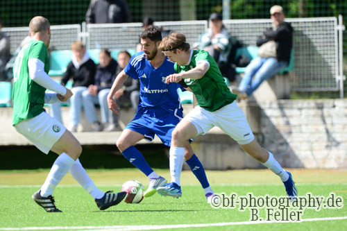 Ali Amir Janyani (l. Saarmund), Oscar Swaner (r. 74), FSV Babelsberg 74  SG Saarmund, Landesklasse West, 26. Spieltag, Oberliga S&uuml;d, Saison 25/26, Fussball, 16.05.2026, Potsdam, Foto: Benjamin Feller