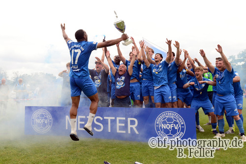 RSV Eintracht - SC Freital, Jubel nach dem Spiel, Meisterfeier und Aufstieg, Oberliga S&uuml;d, Saison 25/26, Fussball, 30.05.2026, Stahnsdorf, Foto: Benjamin Feller