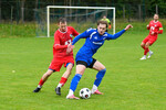 Konstantin Sattler (l. Michendorf), Gramos Rexha (r. Saarmund),  SG Saarmund - SG Michendorf, Ladesklasse West, 8. Spieltag, Fussball, 24.10.2026, Saarmund, Foto: Benjamin Feller